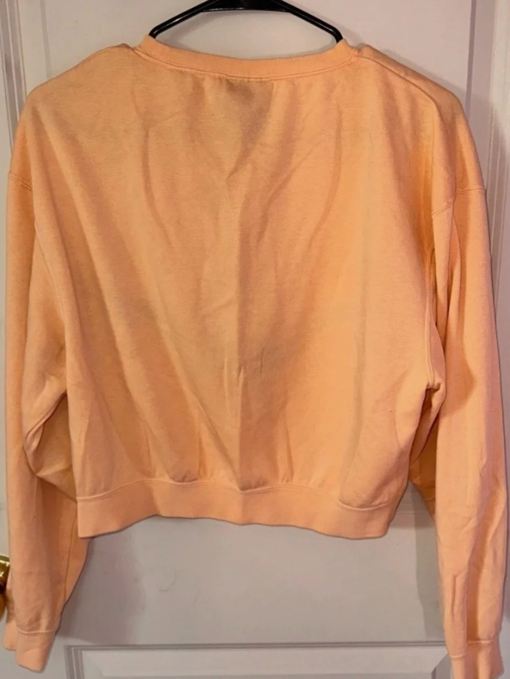Nike Womens Peach Heritave Fleece Crewneck Sweatshirt with Chevron Stripe Size M